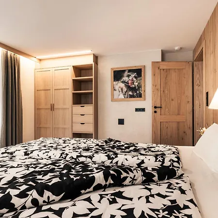 Lägenhet Bieles Neu - Bergoase Mit Privater Outdoor-sauna & Massagepraxis